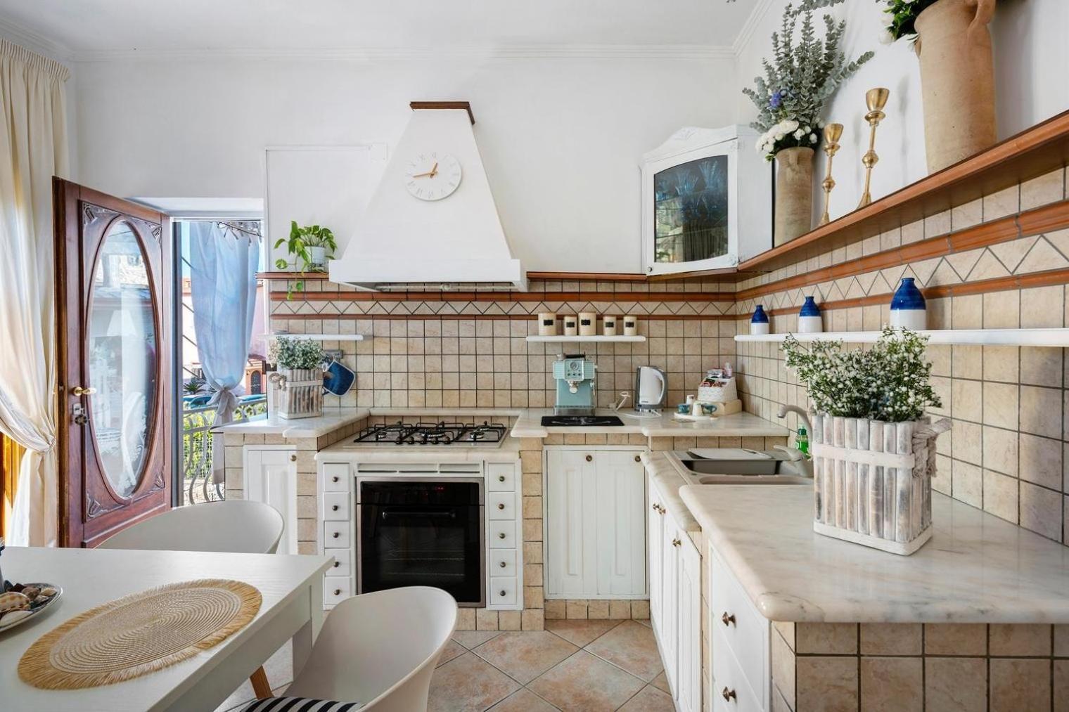 Maison Vico94 Вико Екуензе Екстериор снимка