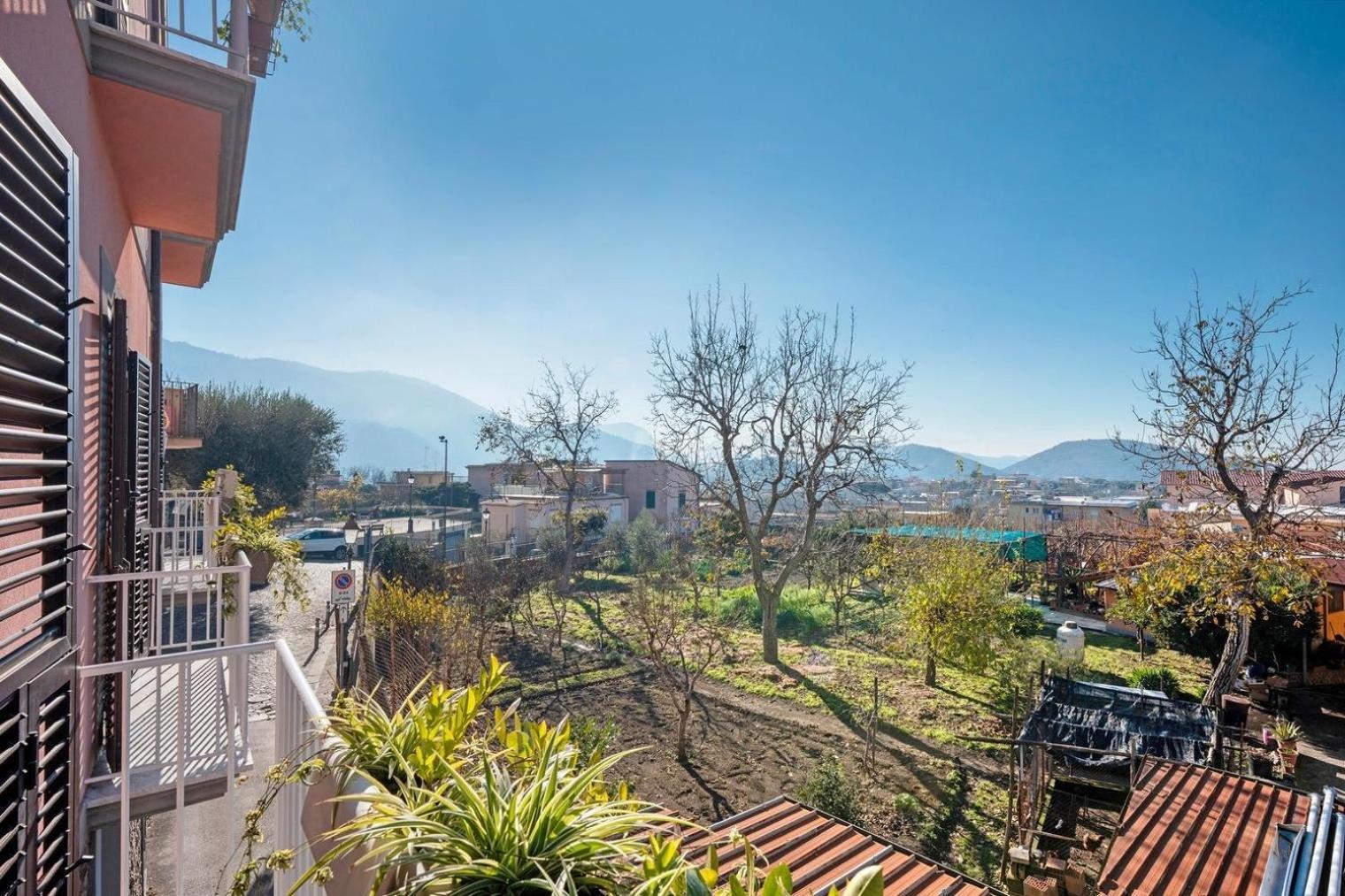 Maison Vico94 Вико Екуензе Екстериор снимка